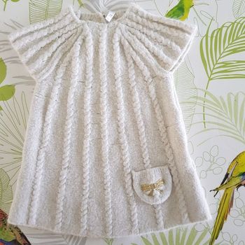 Robe longues manches courtes