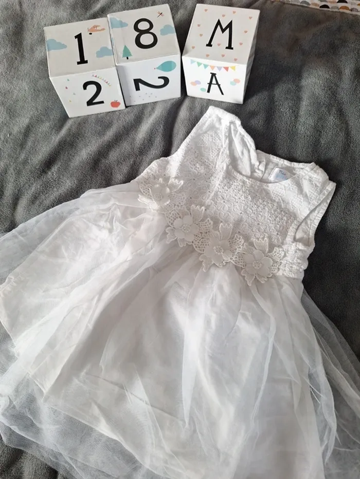 Robe 18 mois