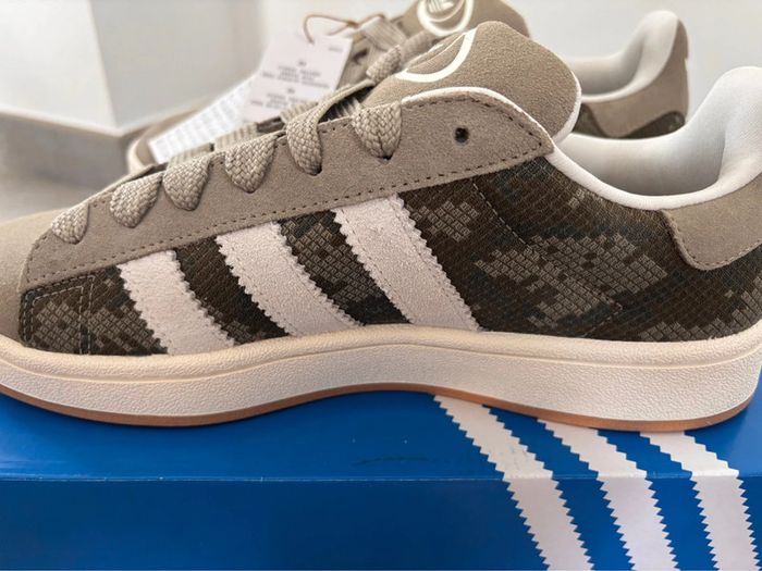 Baskets Adidas Campus 00s Taille 44 - photo numéro 11