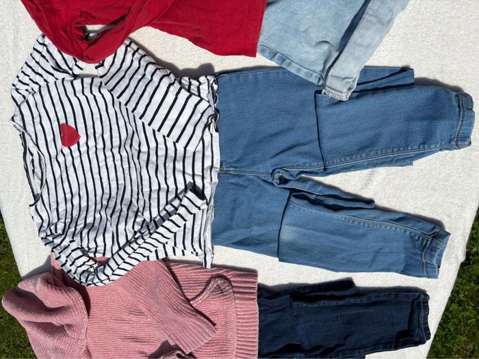 Lot de 3 tenues fille – Taille 10 ans – Pulls, t-shirts, jeans & short - photo numéro 3