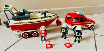 Playmobil - pompiers - voiture, remorque et bateau