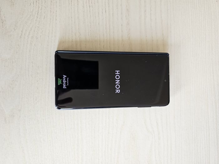 HONOR MAGIC V3 - ETAT NEUF - Boîte et Facture - photo numéro 7