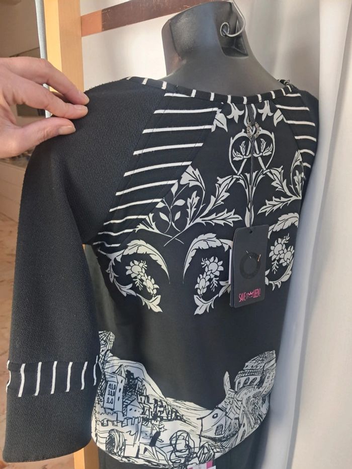 Save the queen haut hiver T.36/38 neuf - photo numéro 9