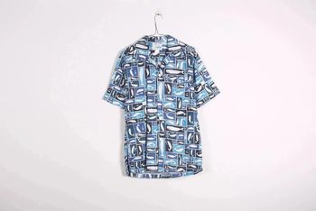 Superbe chemisette vintage 90's en viscose motif baleines et animaux marins (#240162)
