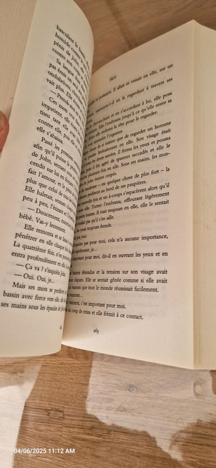 💞 Livre Julia Harper titre HOT 💞 - photo numéro 5