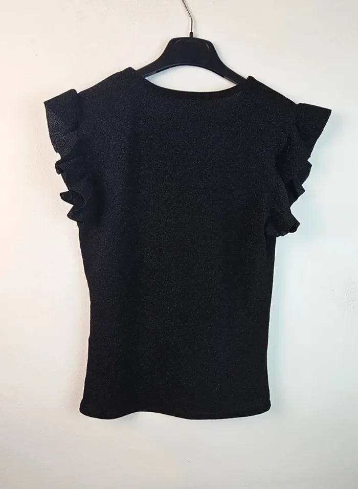 T-shirt col V avec froufrous - photo numéro 7
