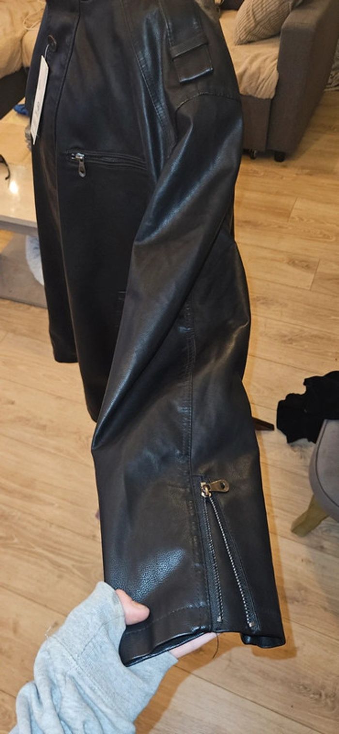 Veste type cuire - photo numéro 4