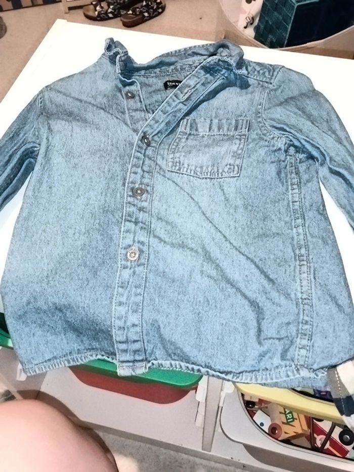 2 chemise manches longues  garçon 6 ans - photo numéro 3