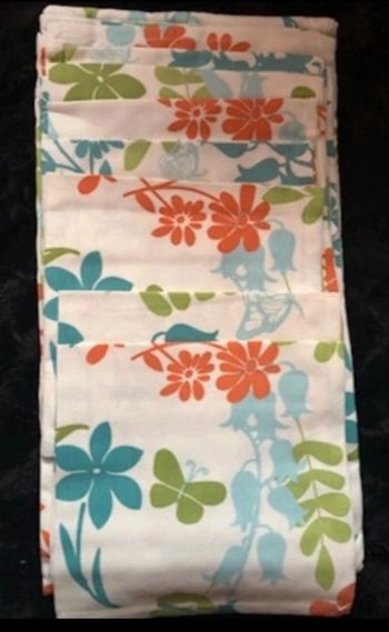 Ensemble nappe ovale 180x240 + serviettes assorties