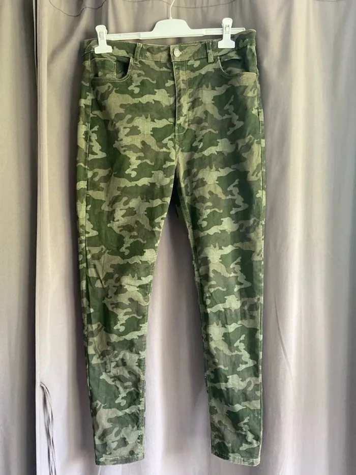 Jeans motif militaire - photo numéro 2