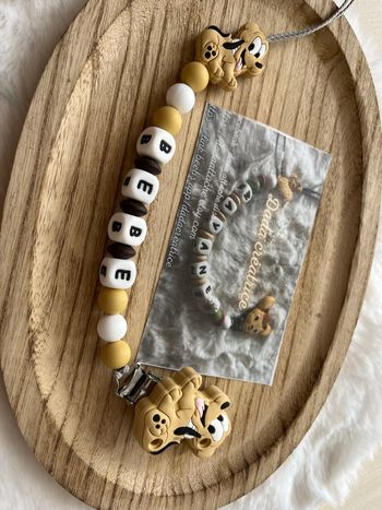 Attaches tétine personnalisé pluto