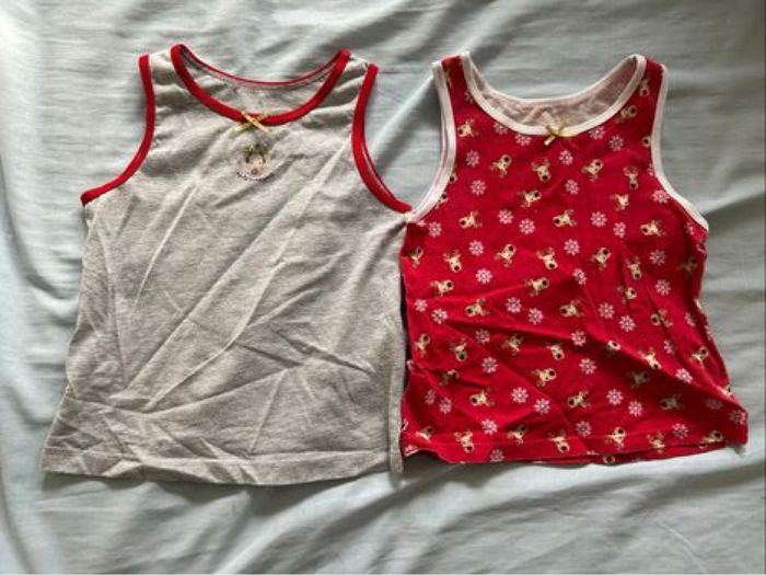 Lot de 2 tricot de peau / débardeur Noël primark 3 ans / 4 ans
