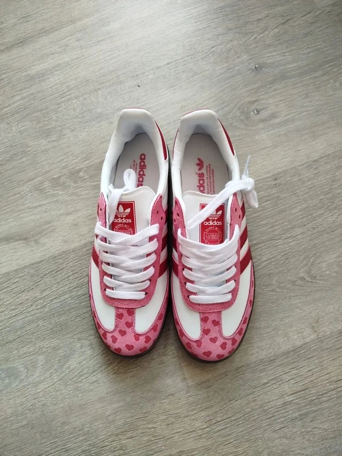Adidas Comme des Garçons Valentine’s Day Rose 40 - photo numéro 4