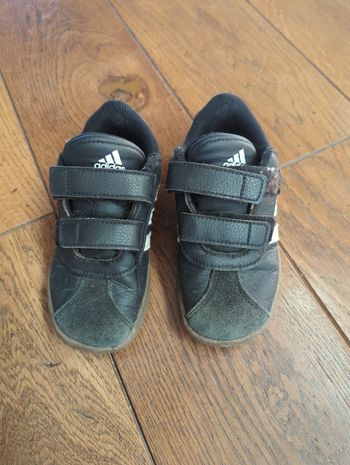 Chaussures Adidas