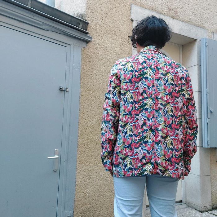 Superbe blazer pour 42/44 - photo numéro 3