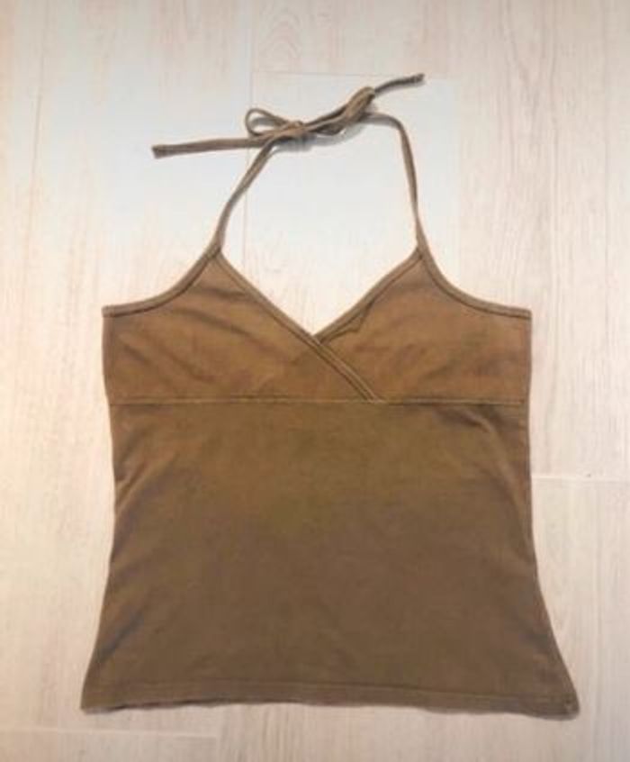 Débardeur kaki dos nu top haut attache dans le cou - photo numéro 9