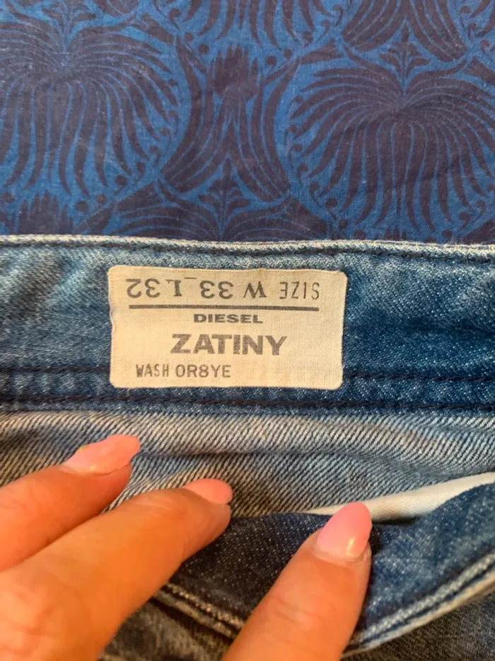 Jean Diesel coupe droite taille 33 - photo numéro 3