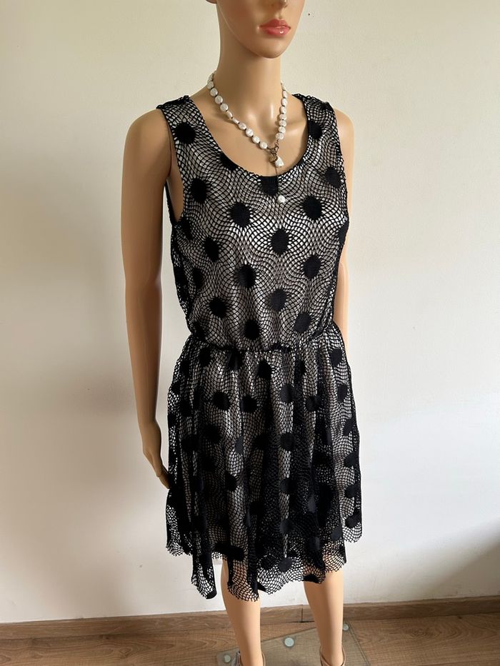 Robe noire et beige sans manches Molly Bracken taille unique jamais portée - photo numéro 2