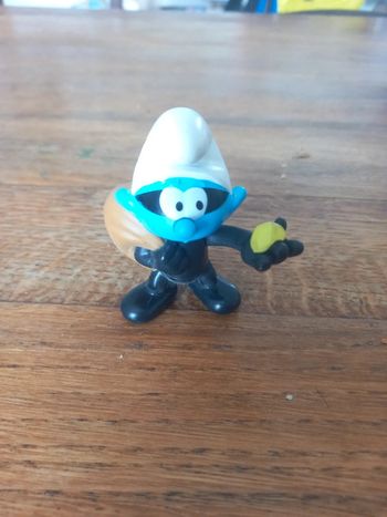Figurine schtroumpf cambrioleur