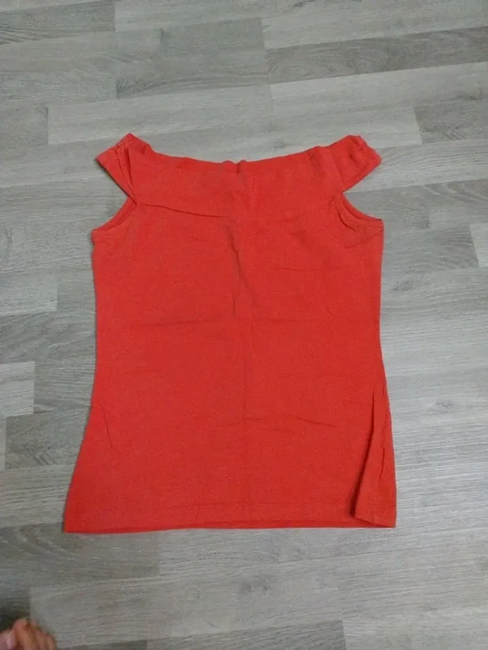 Tee-shirt femme taille S yessica