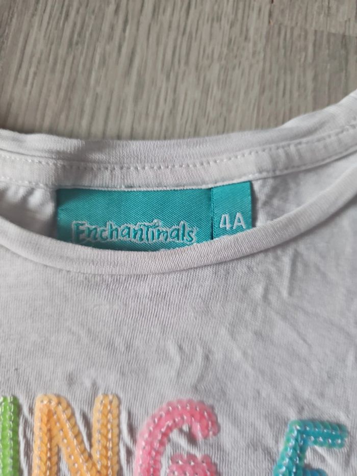 Tee shirt fille 4 ans enchantimals - photo numéro 5