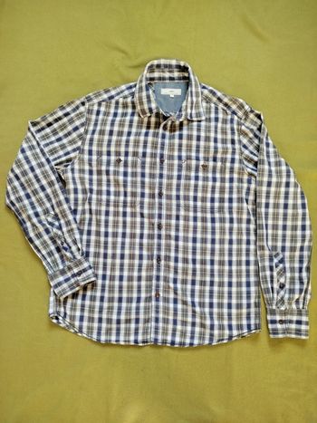 Chemise à carreaux