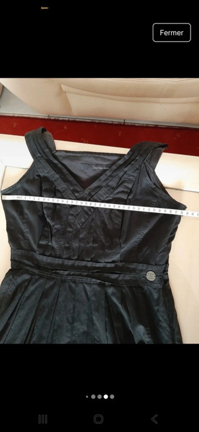 Robe calvin Klein taille XS - photo numéro 7