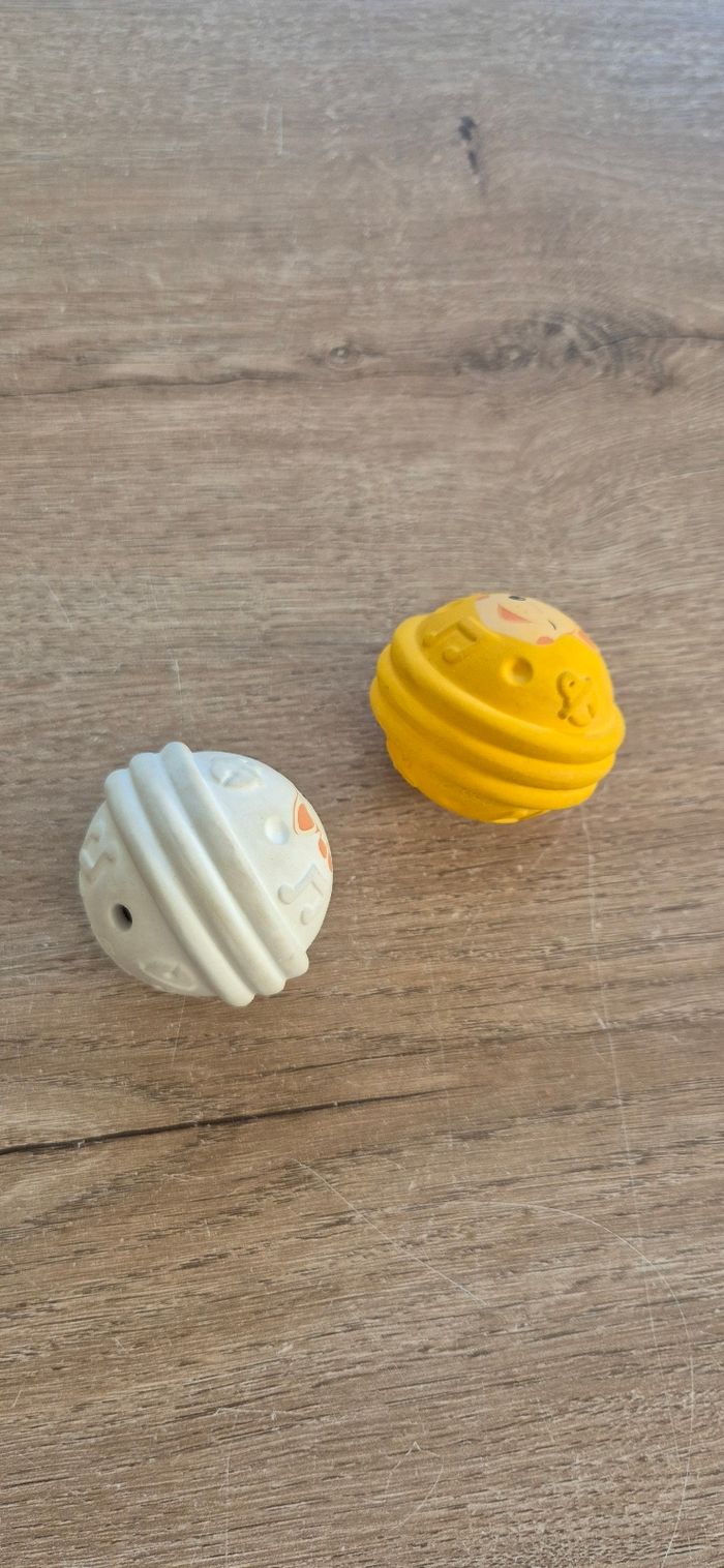 Lot balles musicales Sophie la girafe - photo numéro 2