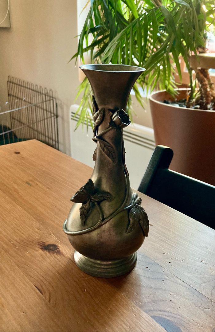 Vase en étain