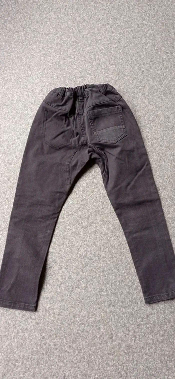 Kiabi jean gris taille 7 ans très bon état - photo numéro 7