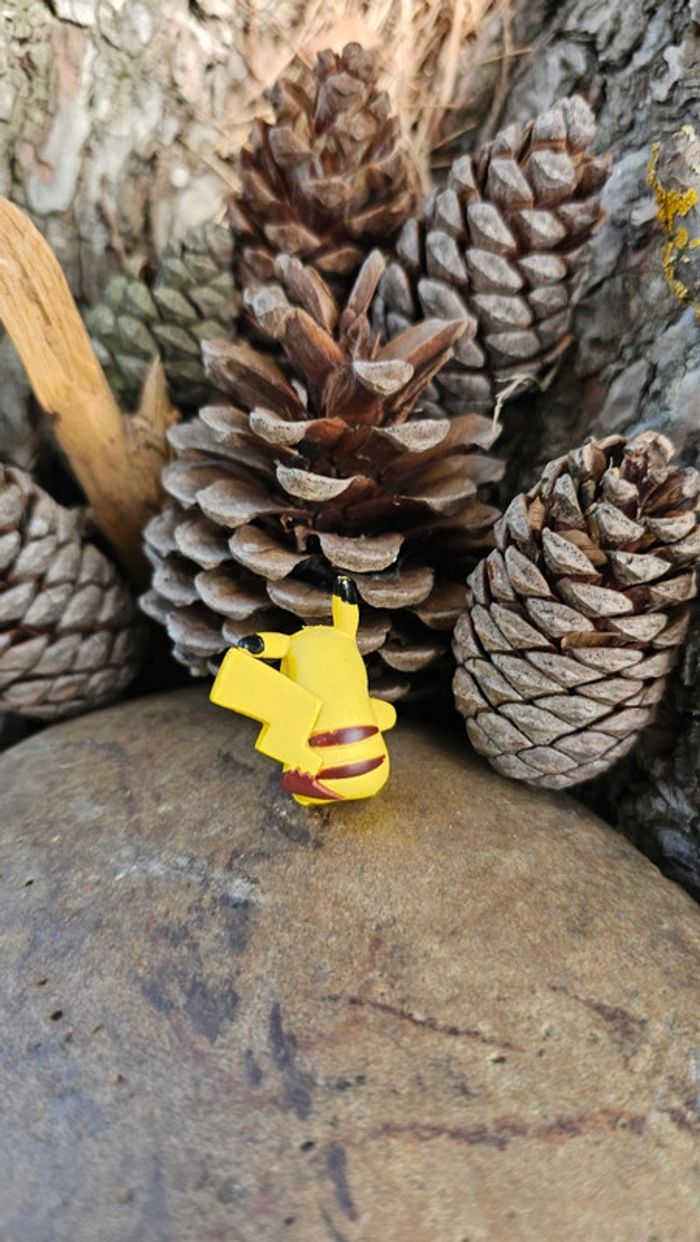 Super petite figurine Pokemon Nintendo pikachu - photo numéro 4