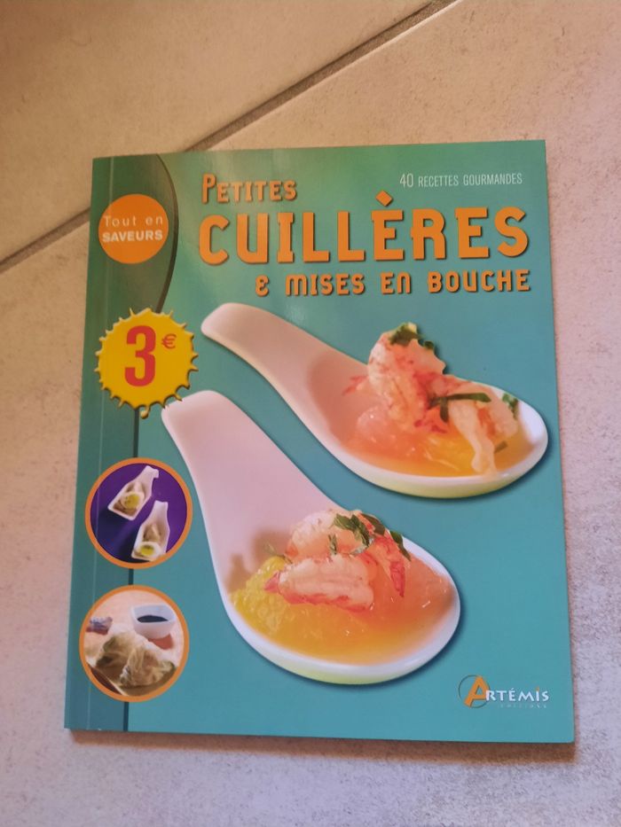 Livres verrines et petites cuillères - photo numéro 4