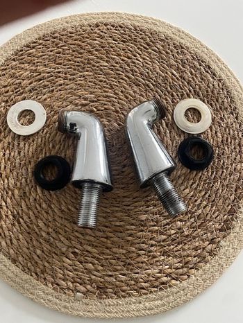 Lot de 2 colonnettes chromées pour baignoire d occasion