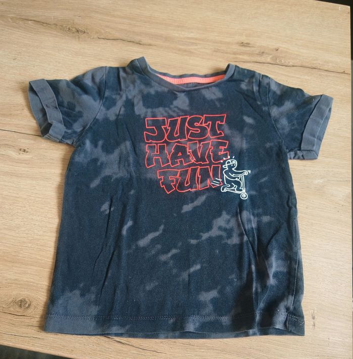 T-shirt 4 ans - photo numéro 2