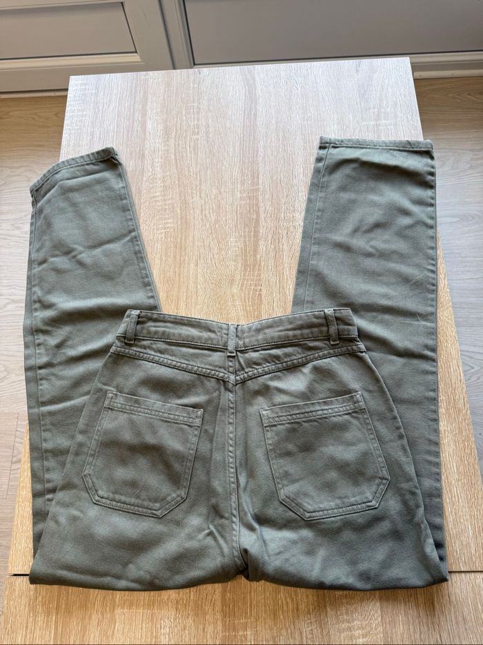 Jean droit taille haute kaki au printemps Paris taille 36 S - photo numéro 3