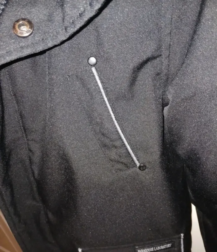 Parka noire à capuche - photo numéro 5