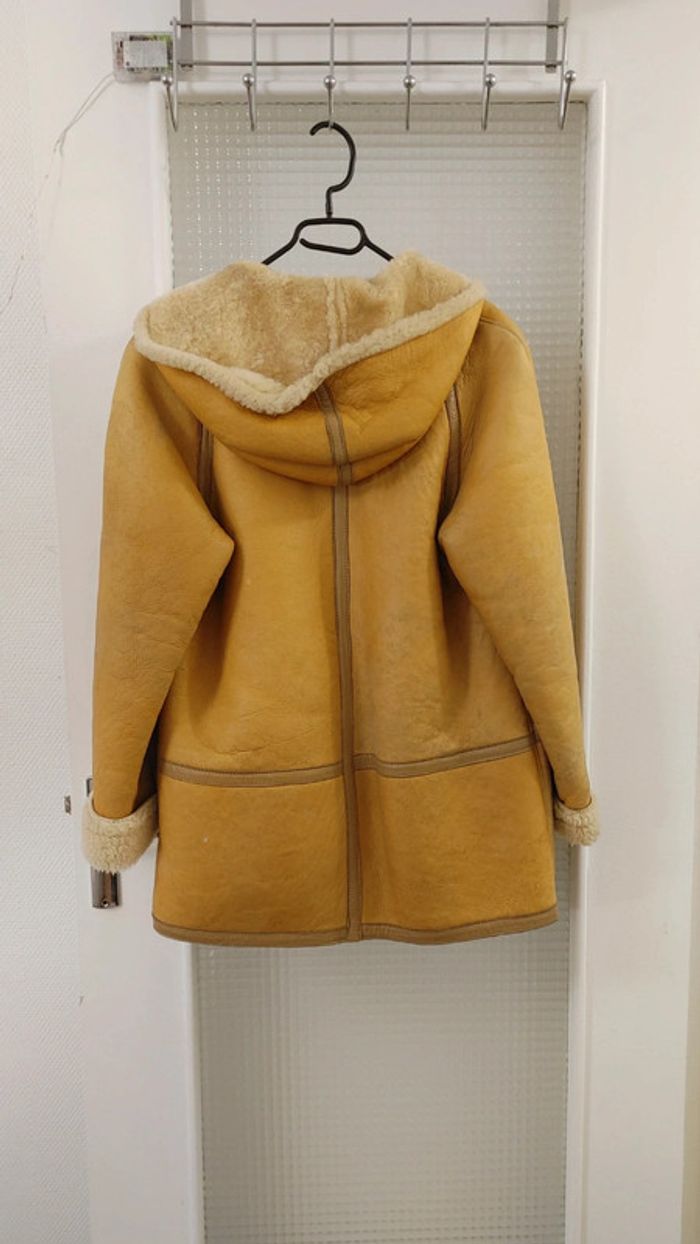 Beau manteau en peau de mouton retourné Shearling montone capuche laine blanche - photo numéro 15