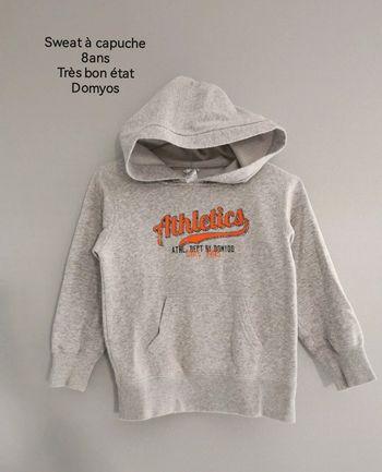 Sweat à capuche 8ans