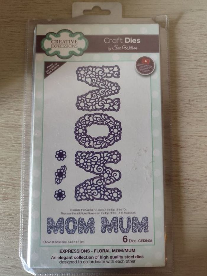 Matrice de découpe scrapbooking