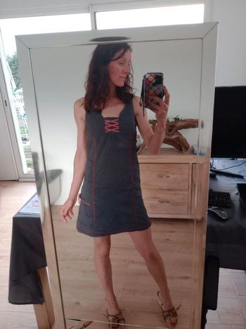 Robe 36 gris anthracite coutures rosesc82