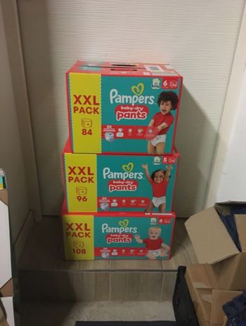 Xxl pack couches Pampers baby dry pants taille 4 ou 5 ou 6