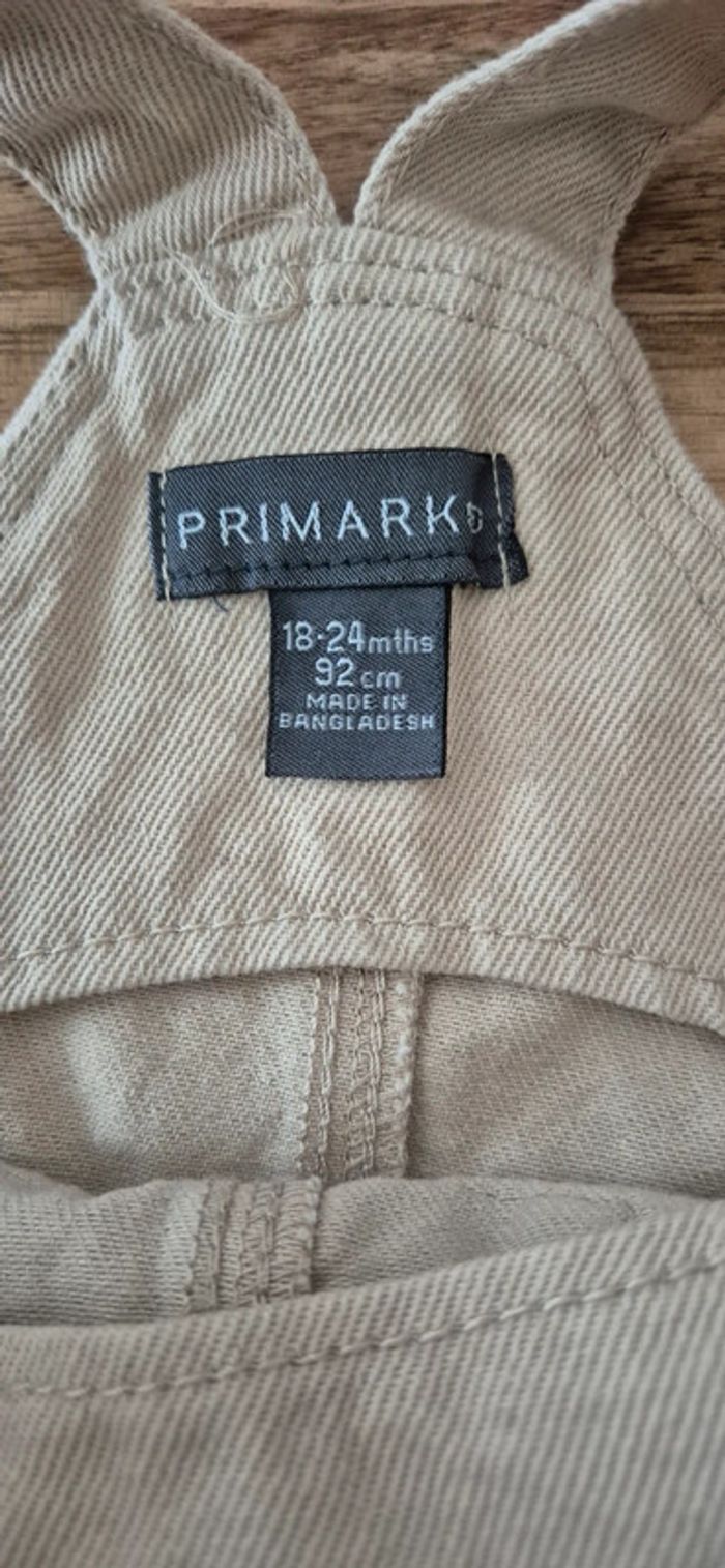 Salopette coton beige arc en ciel très bon état - Taille 18 / 24 mois - Primark - photo numéro 3