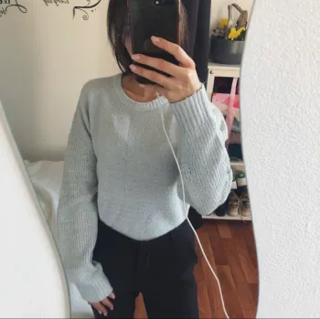 Pull col ras de cou rond gris