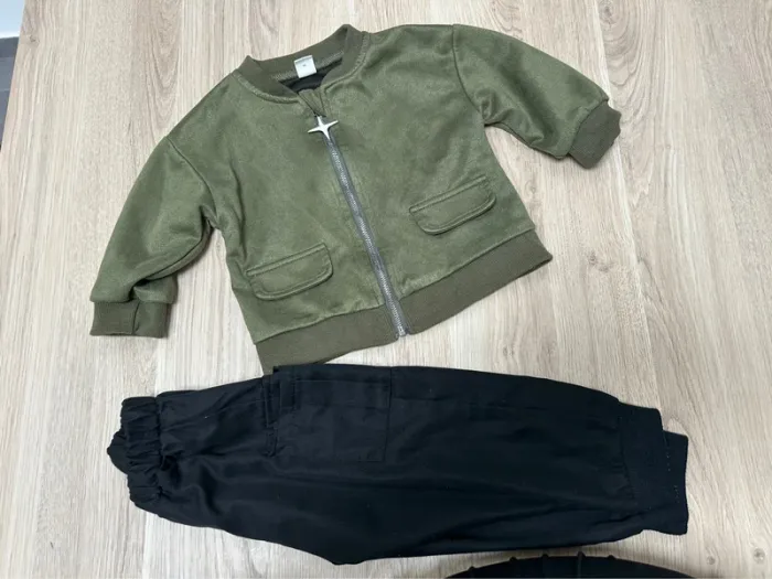 Ensemble bébé taille 12/18 mois