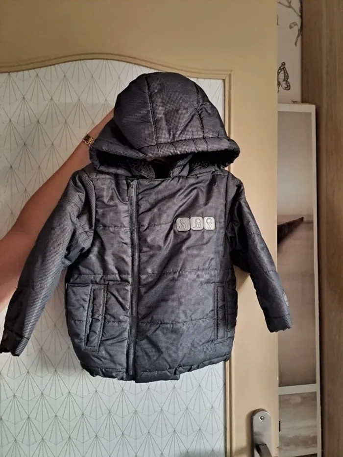 Manteau Obaïbi garçon chaud gris quasi pas porté 23 mois comme neuf