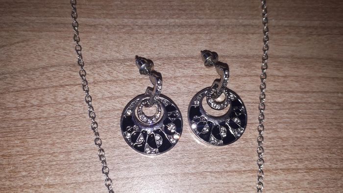 Parure bijoux neufs - photo numéro 3