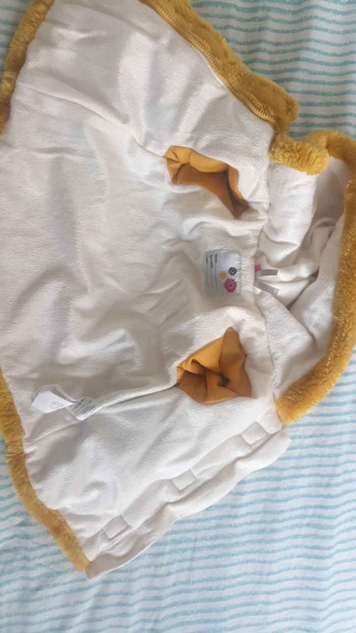 Veste fille 6 mois - photo numéro 4