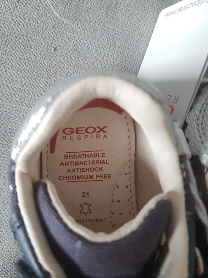 Baskets montantes Geox 1ers pas pointure 21 neuf avec étiquettes - photo numéro 7