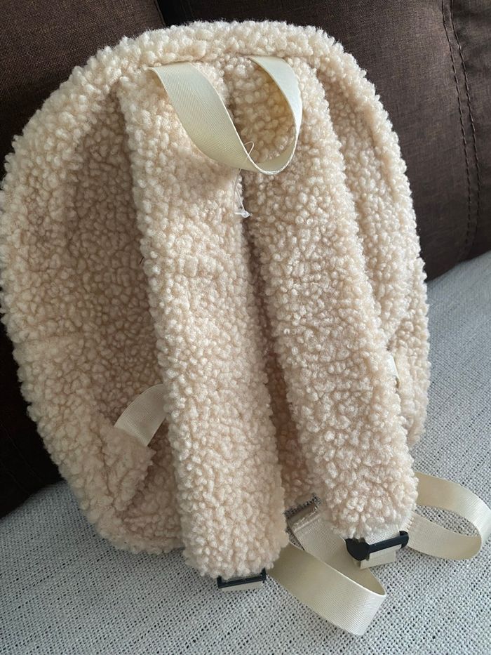 Sac à dos en moumoutte neuf m’y Teddy - photo numéro 2