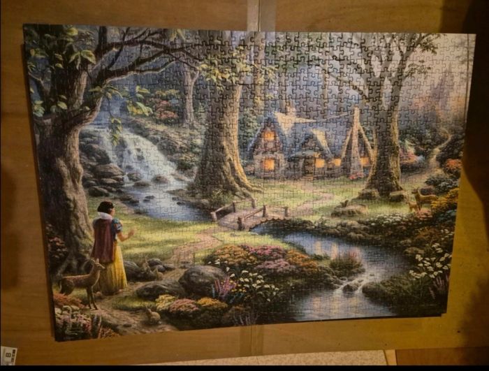 Puzzle disney schmidt 1000 pièces "Blanche neige " - photo numéro 2